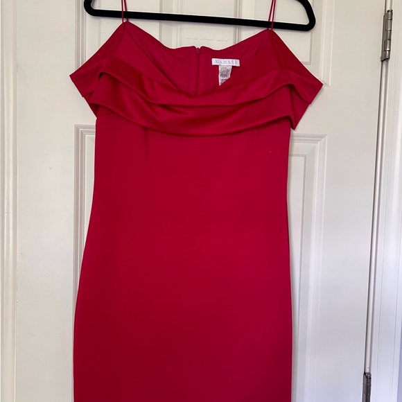 Karlie Off-Shoulder Dress - Picture 5 of 8